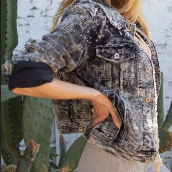 Distressed Gray Corduroy Studded Denim Jacker - A must for Summer! - Picture 13 of 17
